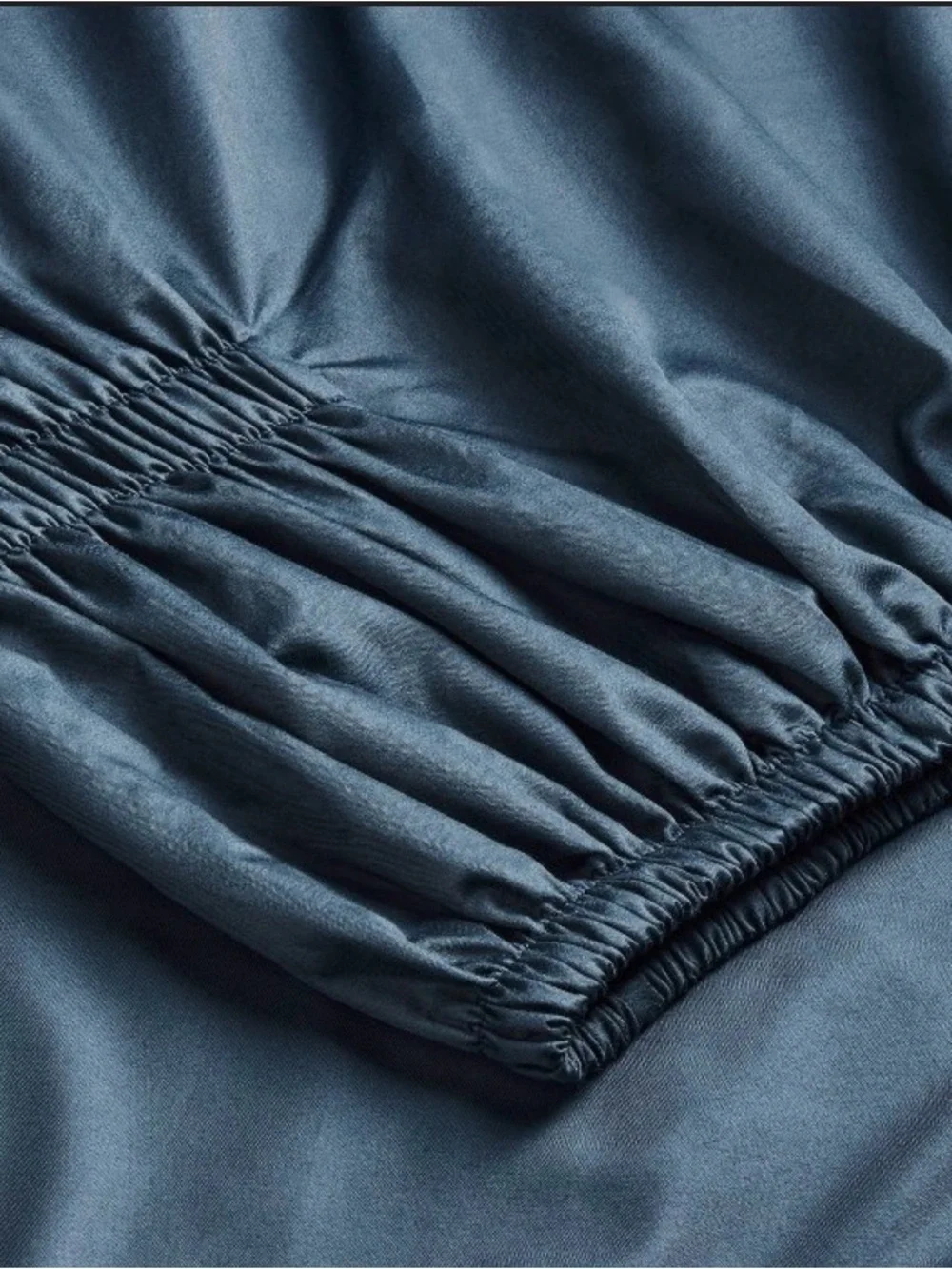 California King 600 Thread Count Sateen Sheet Set in Dark Mineral Blue